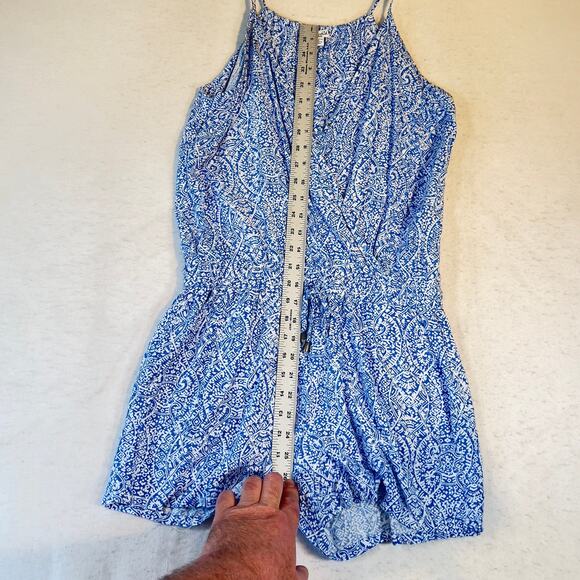 Splendid Romper Jumper Woman's Medium Blue/ White Geometric All Rayon Made USA - Picture 11 of 16